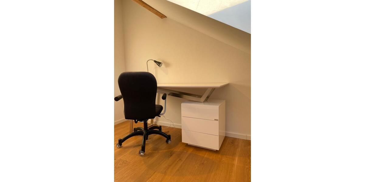 Dachgeschoßwohnung Karlsruhe Knielingen - 2.5 Zimmer, 55 m&sup2;, 1.200&euro; | Angebot:26540032