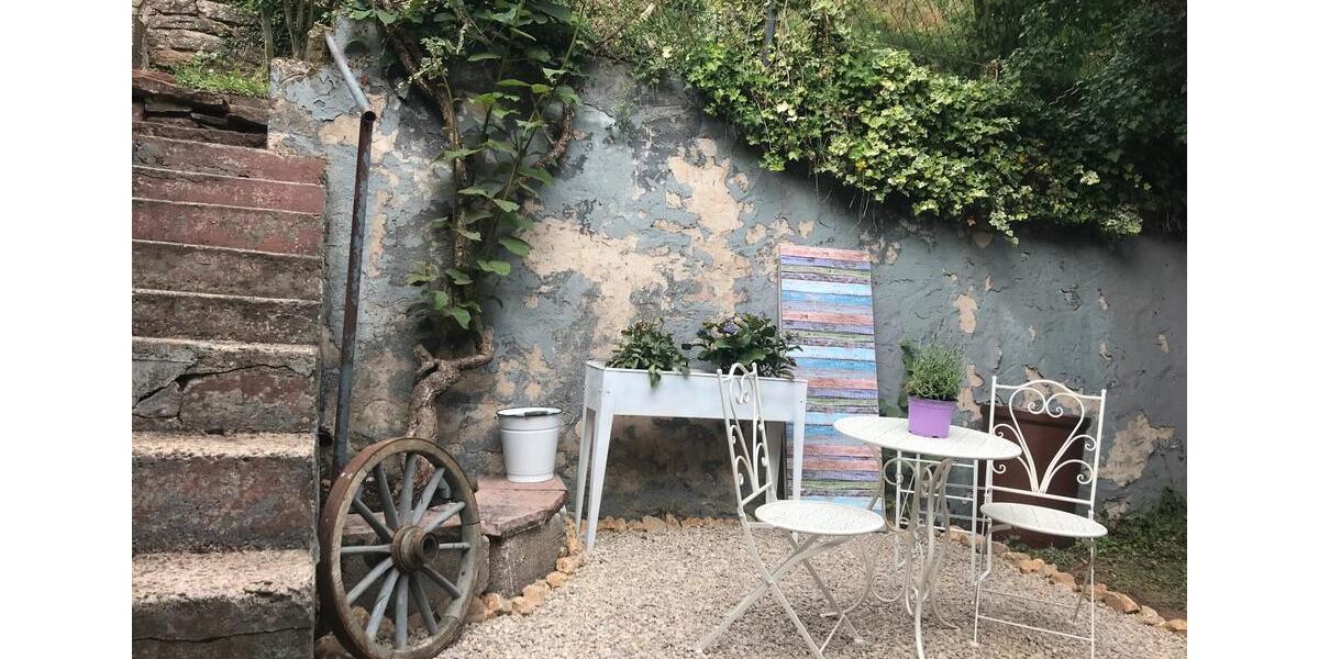 Dachgeschoßwohnung Eichenbühl - 3 Zimmer, 65 m&sup2;, 3&euro; | Angebot:26272756