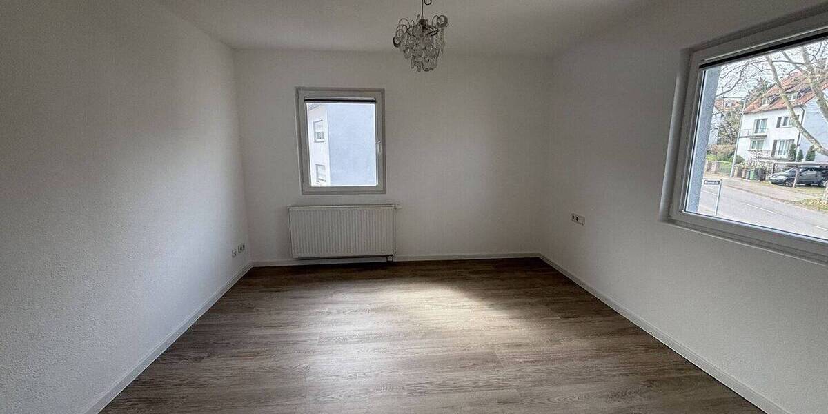Doppelhaushälfte Stuttgart Stammheim - 4 Zimmer, 123 m&sup2;, 1.800&euro; | Angebot:26556238