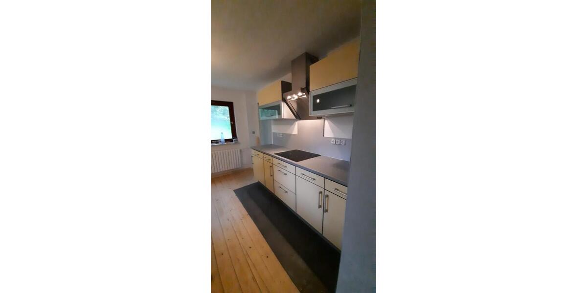 Einfamilienhaus Bad Hersfeld - 6 Zimmer, 152 m&sup2;, 1.350&euro; | Angebot:24768043