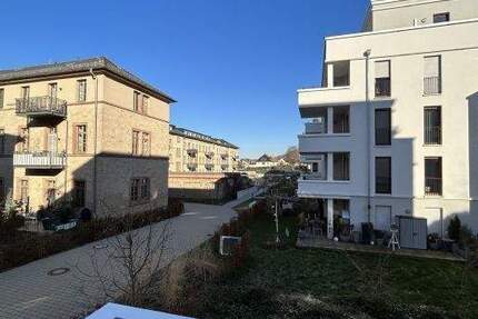 Exklusive Wohnung mit großem Balkon und 2 Tageslichtbädern 3 zimmer