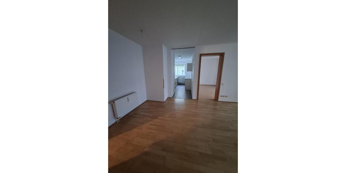Etagenwohnung Waldmünchen - 3 Zimmer, 70 m&sup2;, 590&euro; | Angebot:25852643