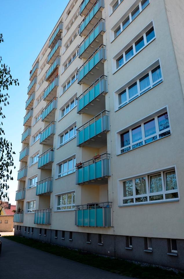 2 Zimmer mit Balkon altersgerecht