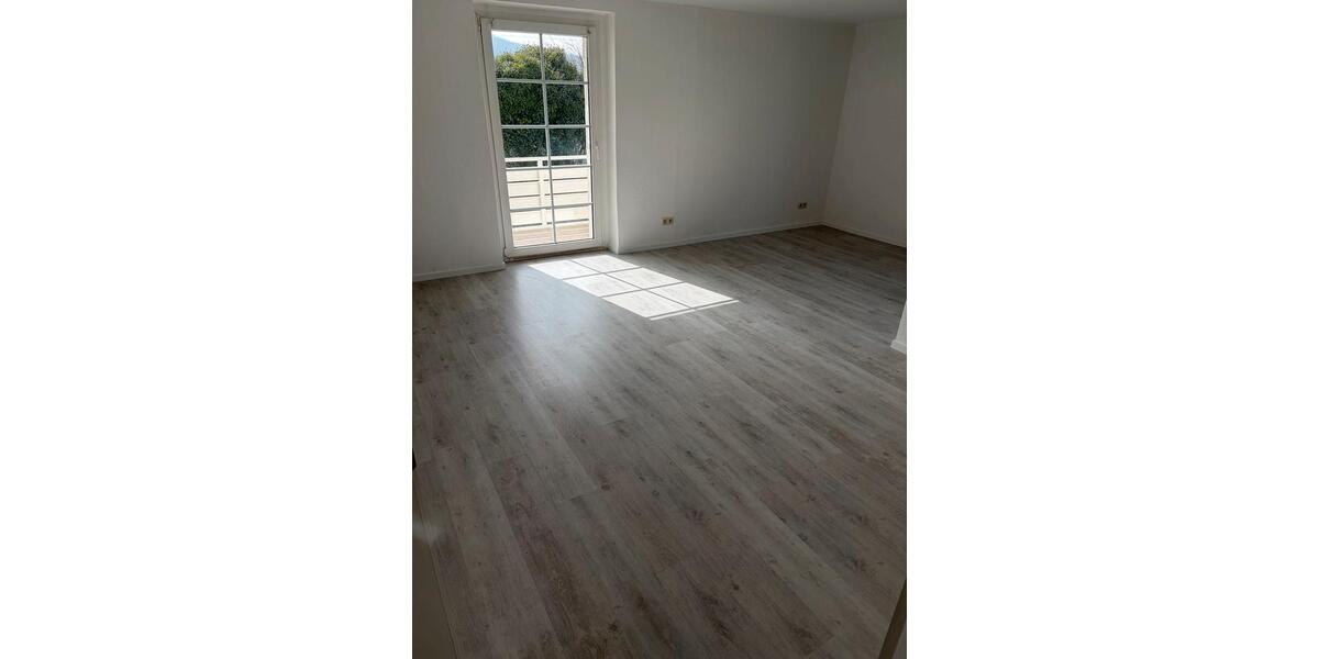 Etagenwohnung Sollstedt - 2 Zimmer, 55 m&sup2;, 565&euro; | Angebot:26523186