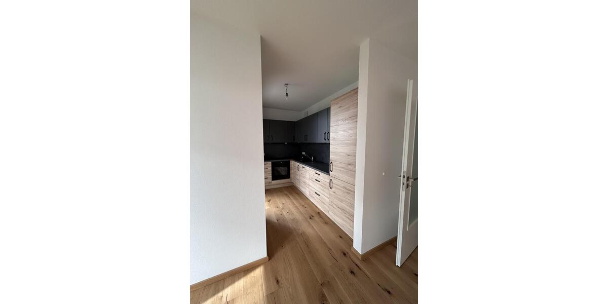 Erdgeschoßwohnung Deggendorf - 2 Zimmer, 64 m&sup2;, 890&euro; | Angebot:25856311