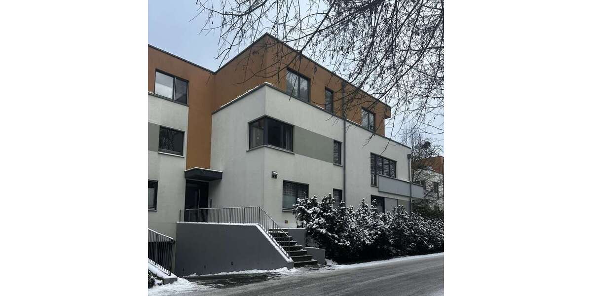 Wohnung zum Mieten in Berlin-Zehlendorf 2.120,63 € 130.34 m² 4 zimmer