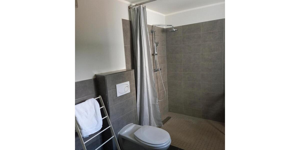 Wohnen auf Zeit Königswinter - 2 Zimmer, 70 m&sup2;, 450&euro; | Angebot:26438501