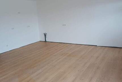 Wohnung Kirchroth Aufroth - 3 Zimmer, 88 m&sup2;, 975&euro; | Angebot:26154803