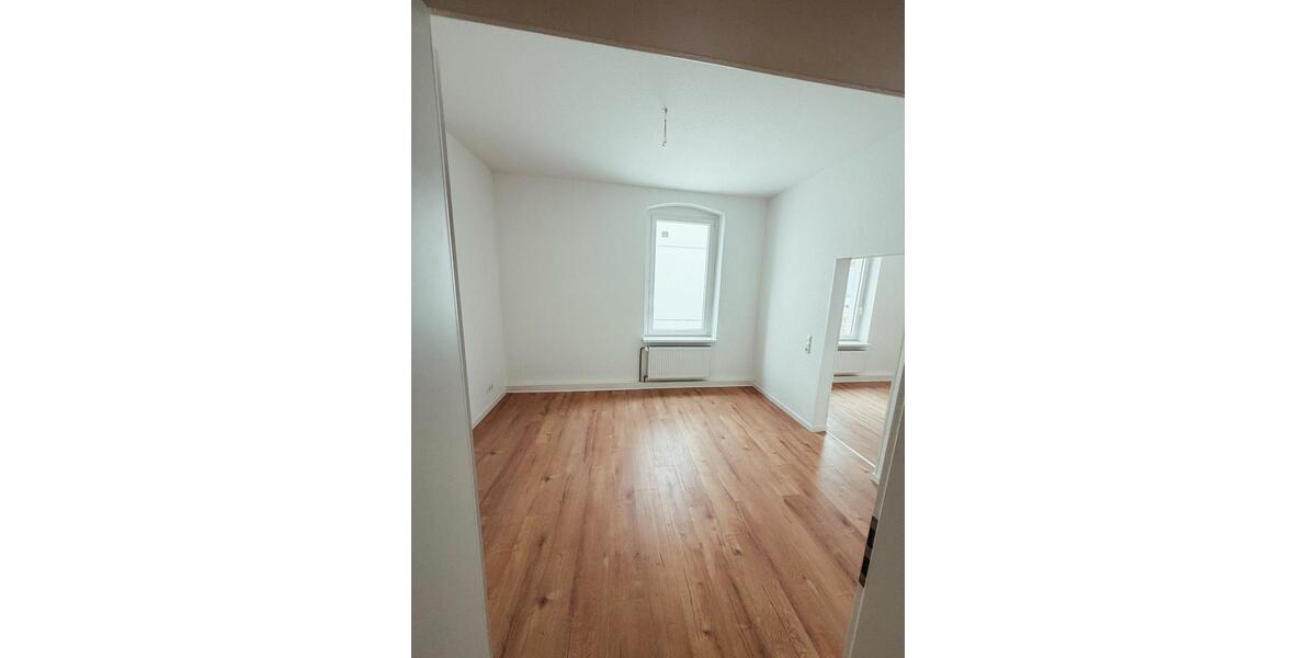 Etagenwohnung Olpe - 5 Zimmer, 130 m&sup2;, 1.380&euro; | Angebot:26633958
