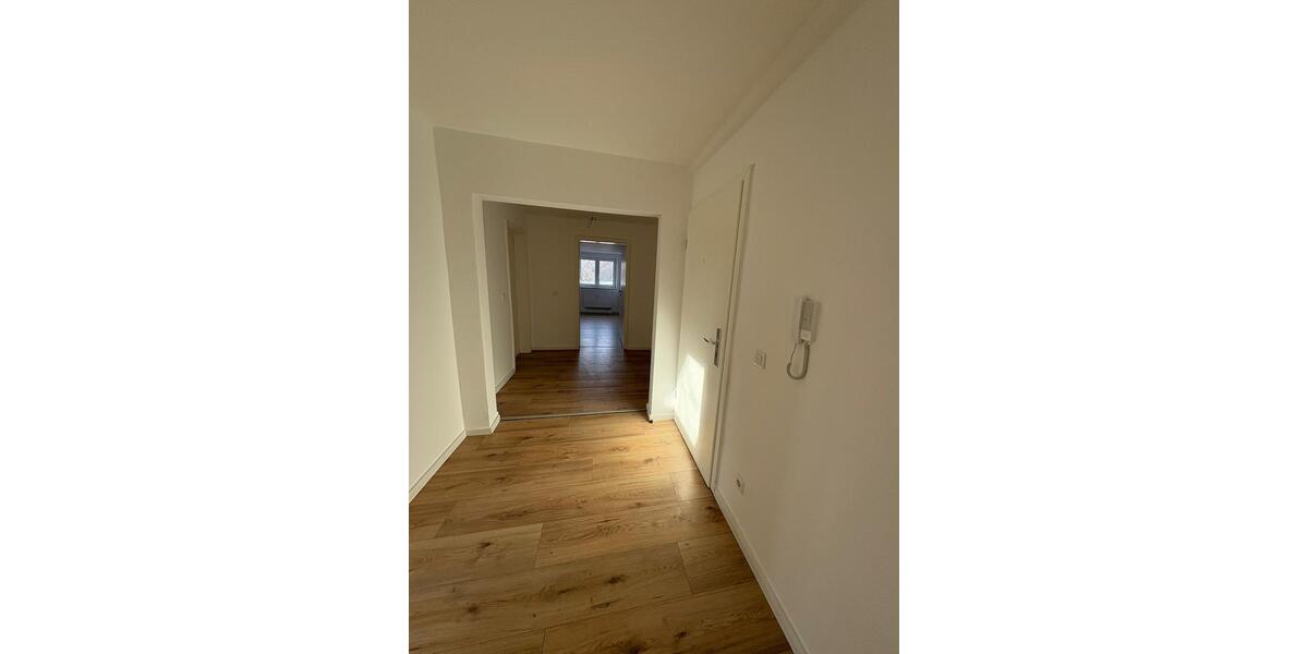 Dachgeschoßwohnung Oberhausen - 3.5 Zimmer, 103 m&sup2;, 750&euro; | Angebot:25750078