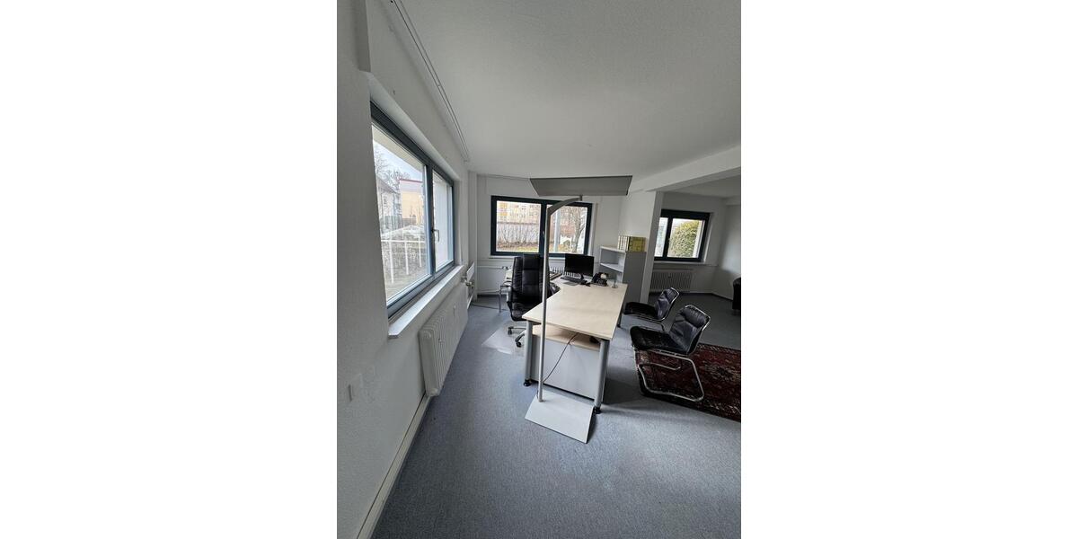 Gewerbeobjekt Villingen-Schwenningen Schwenningen - 1.350&euro; | Angebot:25908394