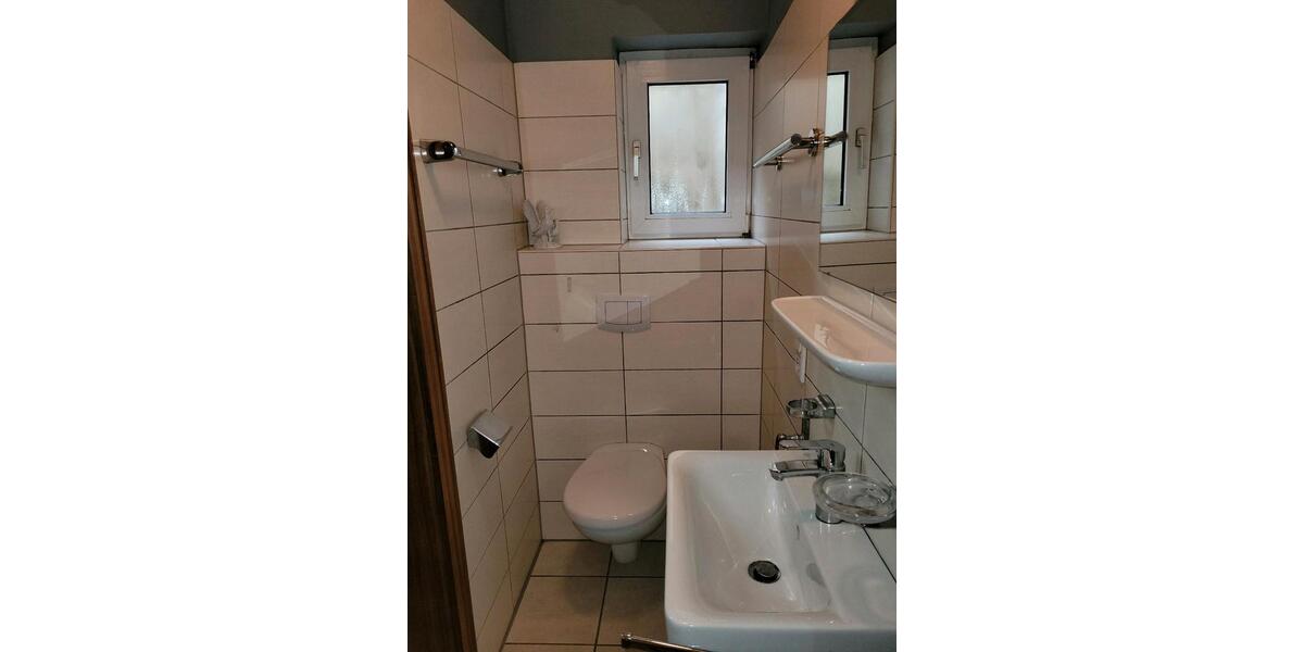 Erdgeschoßwohnung Hallenberg - 4 Zimmer, 74 m&sup2;, 570&euro; | Angebot:24878471