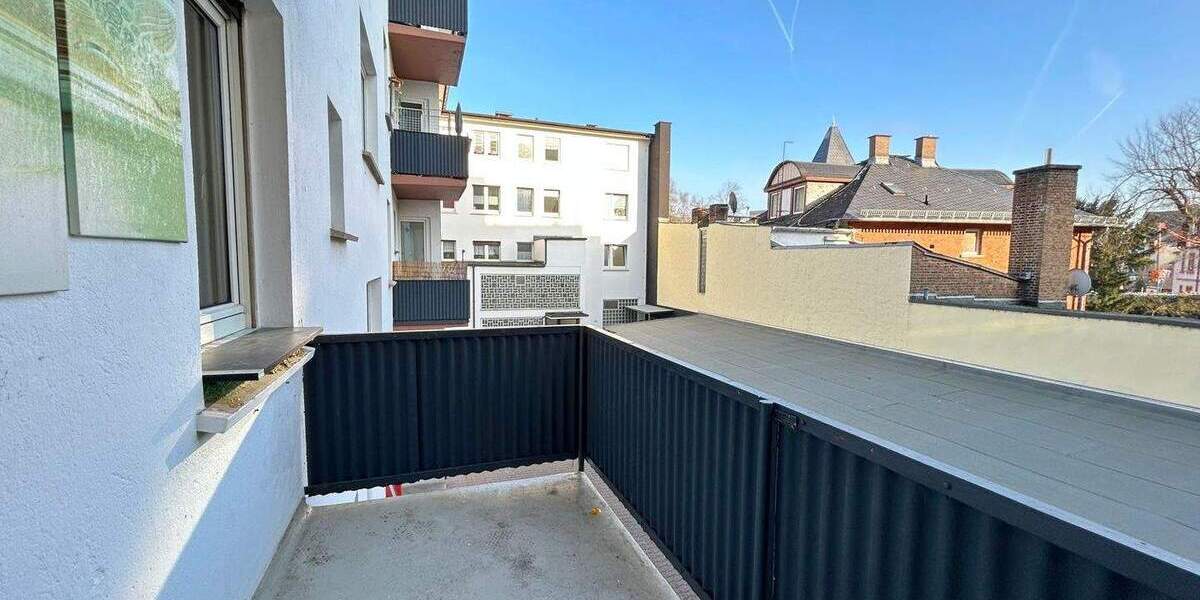 Etagenwohnung Hofheim - 3 Zimmer, 70 m&sup2;, 1.350&euro; | Angebot:25727503