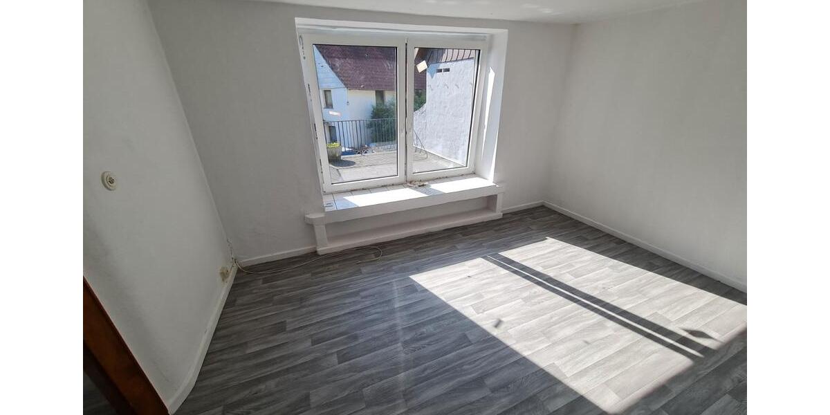 Etagenwohnung Aerzen - 1 Zimmer, 10 m&sup2;, 300&euro; | Angebot:26041789