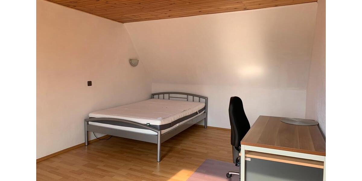 Wohnen auf Zeit Göttingen Grone - 1 Zimmer, 80 m&sup2;, 470&euro; | Angebot:26214475