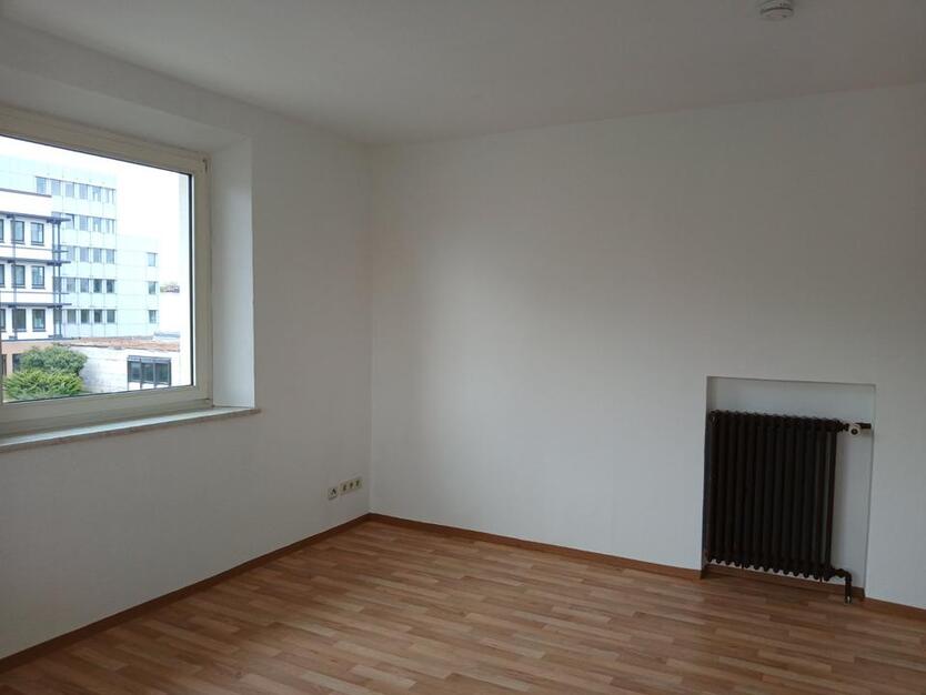 Großzügige 5-Zimmer-Wohnung in Neuhof