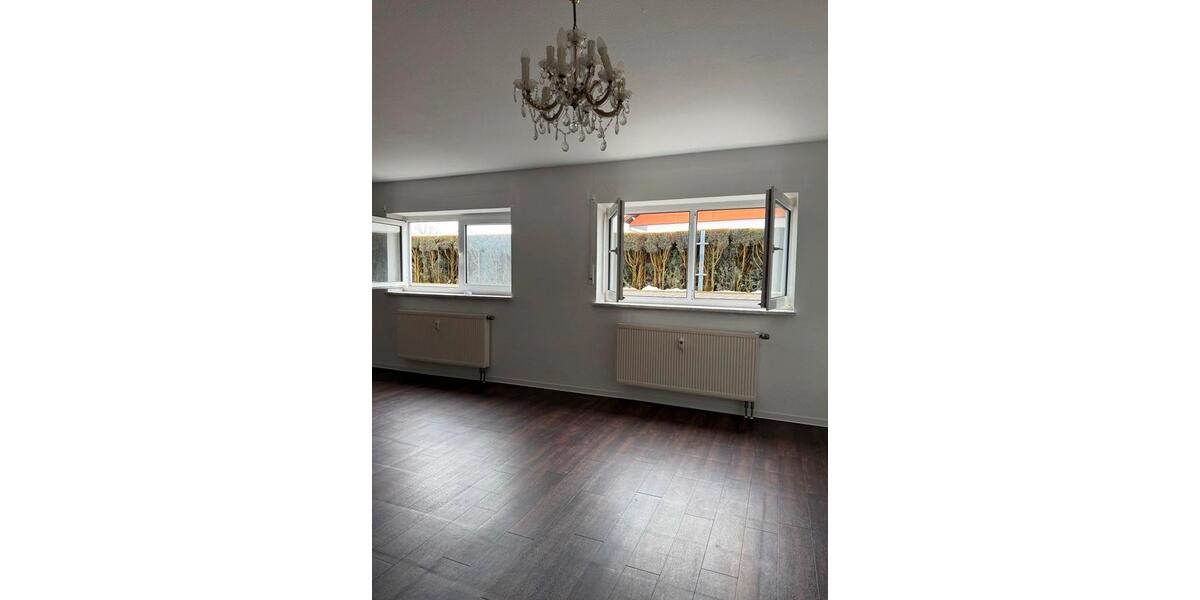 Etagenwohnung Büdingen - 2 Zimmer, 93 m&sup2;, 700&euro; | Angebot:26084587