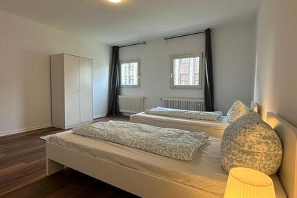 Wohnen auf Zeit Essen Stadtbezirk II - 100 Zimmer, 200 m&sup2;, 15&euro; | Angebot:22480761