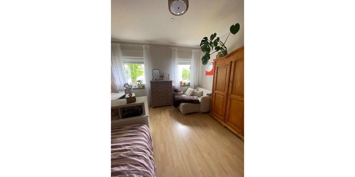 Etagenwohnung Gießen Schlangenzahl - 1 Zimmer, 17 m&sup2;, 400&euro; | Angebot:26648479