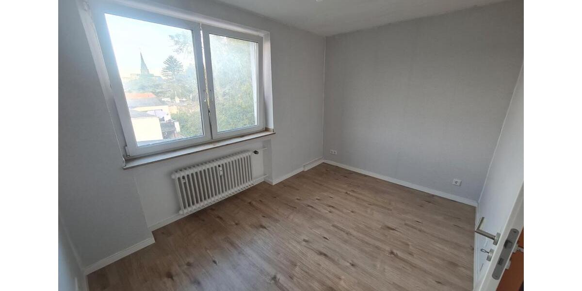 Etagenwohnung Krefeld Cracau - 3 Zimmer, 73 m&sup2;, 775&euro; | Angebot:26697782