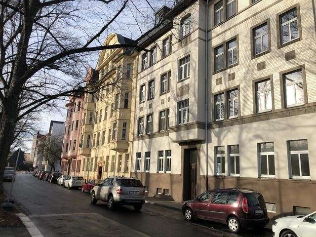 Etagenwohnung Chemnitz Zentrum - 1 Zimmer, 32 m&sup2;, 195&euro; | Angebot:26181339