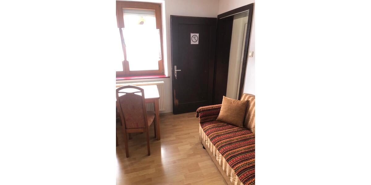 Wohnen auf Zeit Veringenstadt - 1 Zimmer, 25 m&sup2;, 500&euro; | Angebot:25924652