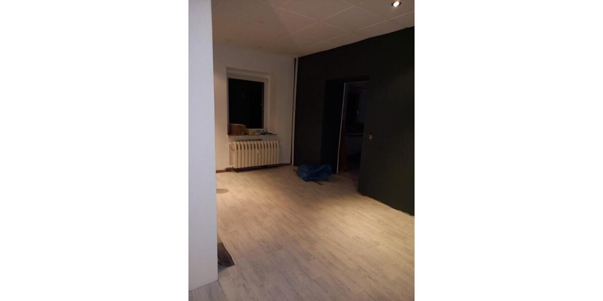Etagenwohnung Staßfurt - 4 Zimmer, 127 m&sup2;, 585&euro; | Angebot:26373720