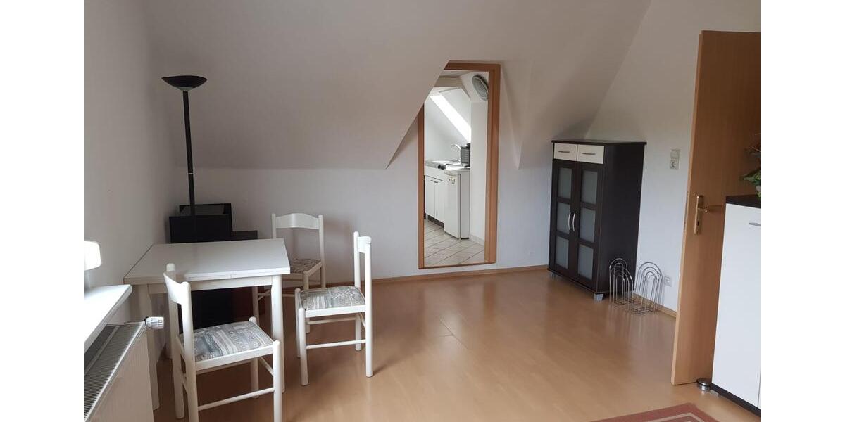 Dachgeschoßwohnung Erlangen Am Anger - 2 Zimmer, 54 m&sup2;, 600&euro; | Angebot:25951764