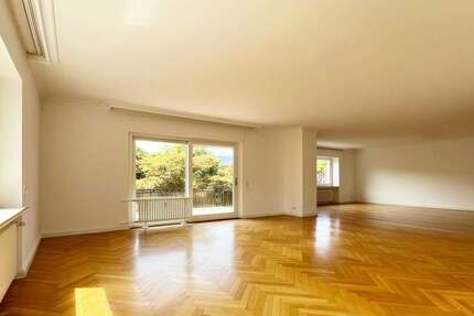 Wohnung Baden-Baden Baden - 3 Zimmer, 148 m&sup2;, 1.750&euro; | Angebot:27072391