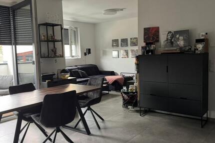 Helle 3-Zimmer-Wohnung mit Loggia 3 zimmer