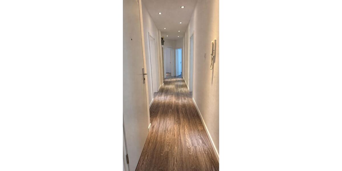 Etagenwohnung Frankenthal (Pfalz) - 4 Zimmer, 104 m&sup2;, 1.250&euro; | Angebot:26442757
