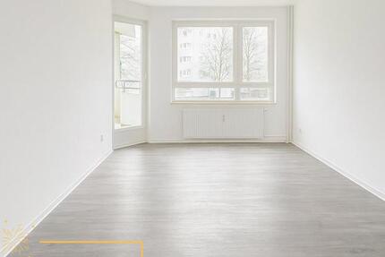 Helle 4-Zimmer-Wohnung mit Balkon, Aufzug & separatem WC 4 zimmer