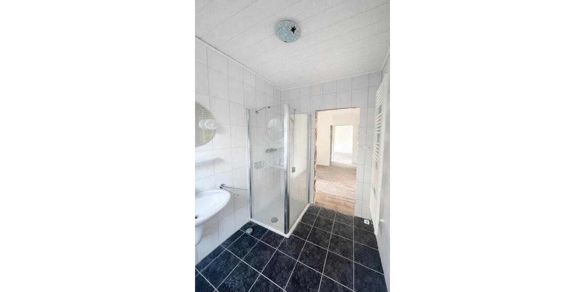 Erdgeschoßwohnung Meppen - 4 Zimmer, 92 m&sup2;, 1.300&euro; | Angebot:25237567