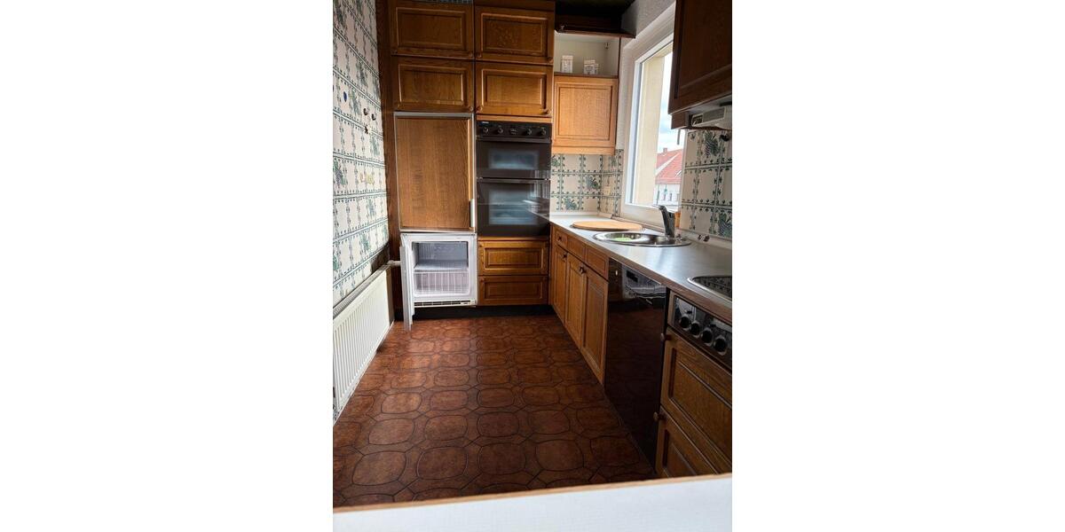 Einfamilienhaus Poppenhausen - 7 Zimmer, 215 m&sup2;, 1.890&euro; | Angebot:26052533