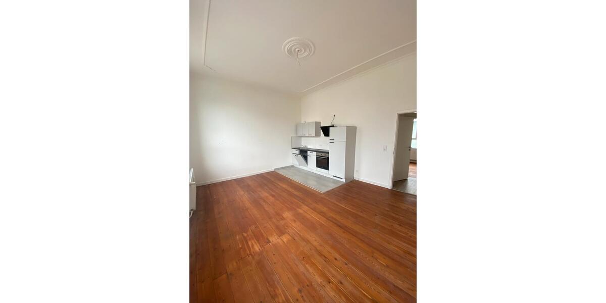 Etagenwohnung Flensburg - 2 Zimmer, 50 m&sup2;, 490&euro; | Angebot:24864673