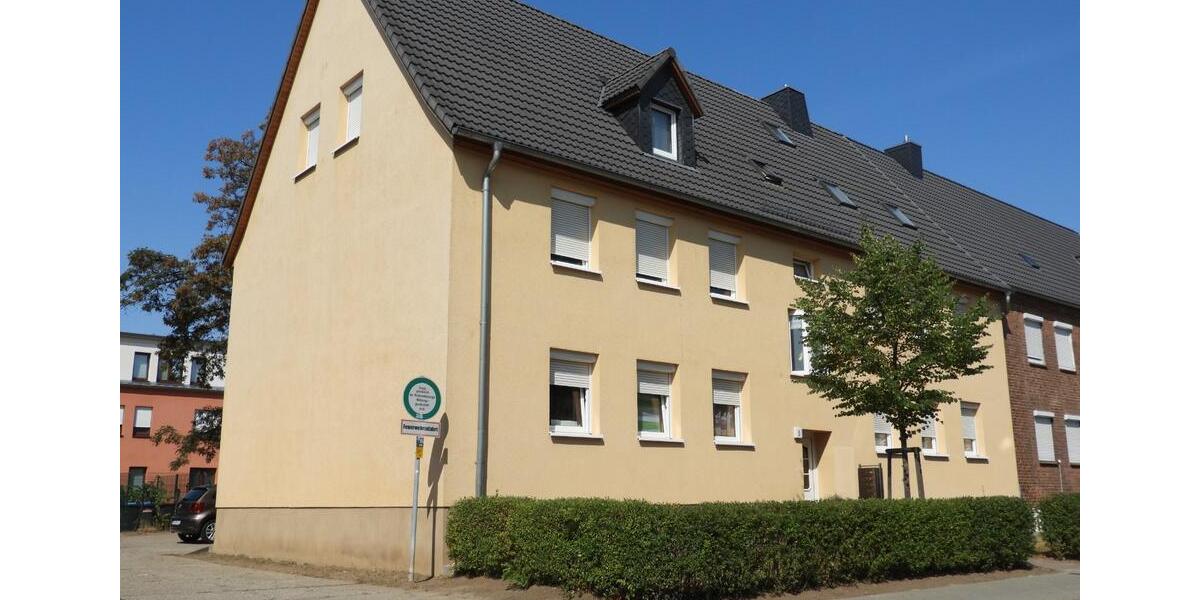 Erdgeschoßwohnung Neubrandenburg Datzeberg - 3 Zimmer, 57 m&sup2;, 415&euro; | Angebot:23738247