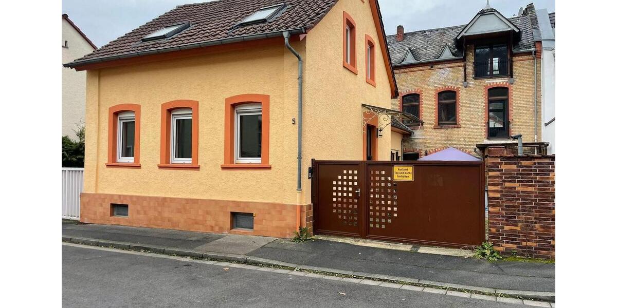 Einfamilienhaus Wiesbaden Bierstadt - 4 Zimmer, 90 m&sup2;, 1.600&euro; | Angebot:25264260