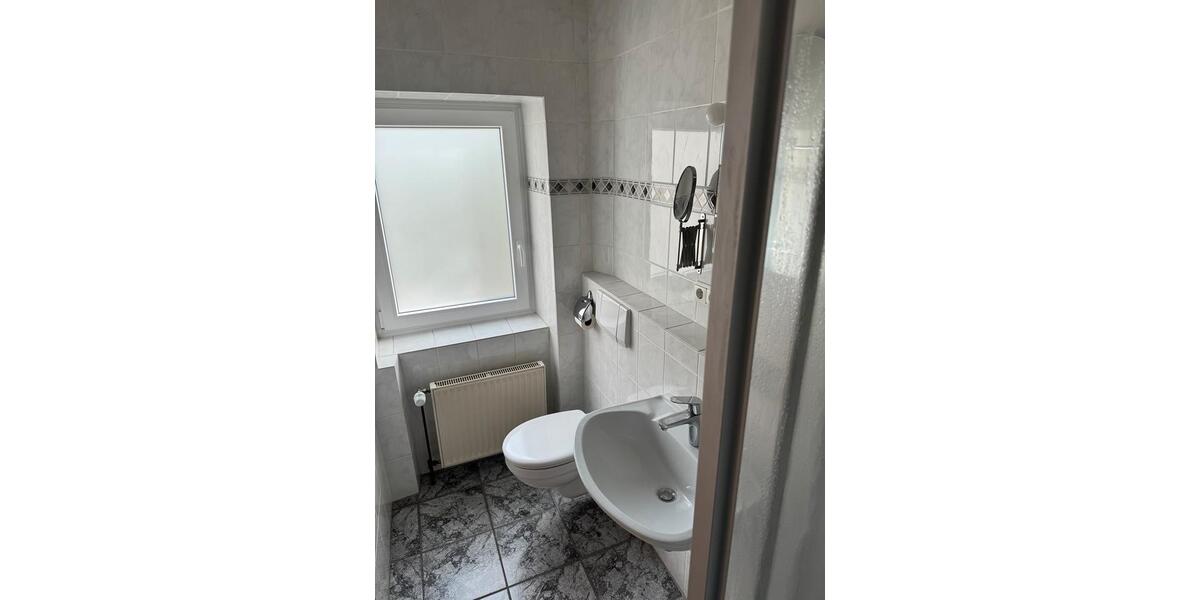 Wohnen auf Zeit Hochheim am Main - 20 Zimmer, 120 m&sup2;, 410&euro; | Angebot:26661323