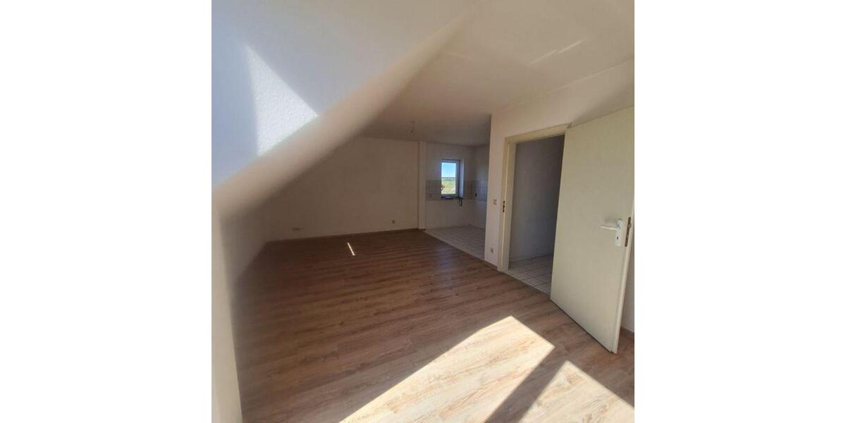 Etagenwohnung Coswig (Anhalt) - 2 Zimmer, 45 m&sup2;, 327&euro; | Angebot:26581922
