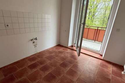 Wohnung zum Mieten in Chemnitz 299 € 51.3 m² 2 zimmer