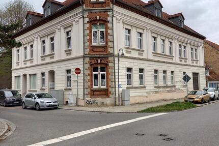 Wohnung Teuchern - 3 Zimmer, 75 m&sup2;, 338&euro; | Angebot:24344618