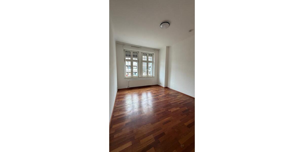 Etagenwohnung Dillingen (Saar) - 3 Zimmer, 108 m&sup2;, 930&euro; | Angebot:24766037