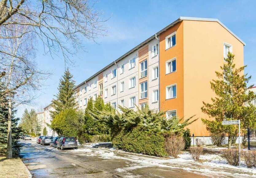 Wohnung zum Mieten in Hoyerswerda 132 € 27.58 m²