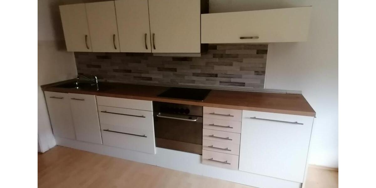 2 Zimmer Mietwohnung 1. OG in Herschfeld Bad Neustadt Top Lage 2 zimmer