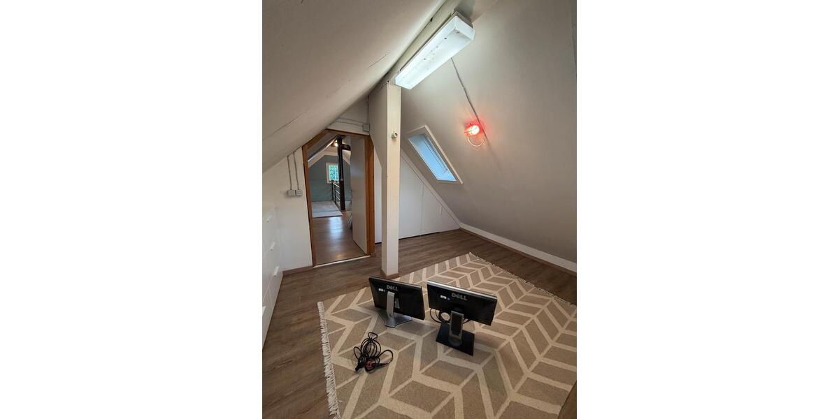 Etagenwohnung Stuttgart Botnang - 4 Zimmer, 80 m&sup2;, 1.200&euro; | Angebot:26546762
