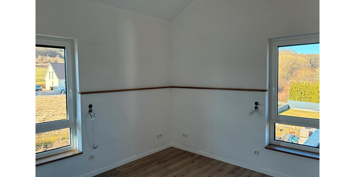 Dachgeschoßwohnung Uder - 3 Zimmer, 80 m&sup2;, 950&euro; | Angebot:25550364