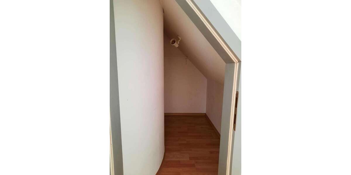 großzügige 3 Zimmer-Wohnung *gerade in Renovierung* mit Balkon und Küche - Appartement Magdeburg Werder | Angebot:10983278