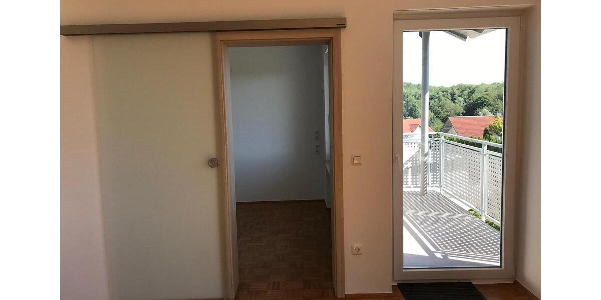 Etagenwohnung Ortenburg - 4 Zimmer, 93 m&sup2;, 770&euro; | Angebot:19419758