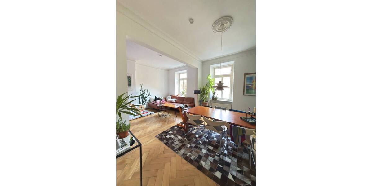 Etagenwohnung München Neuhausen-Nymphenburg - 3 Zimmer, 110 m&sup2;, 2.300&euro; | Angebot:26170654