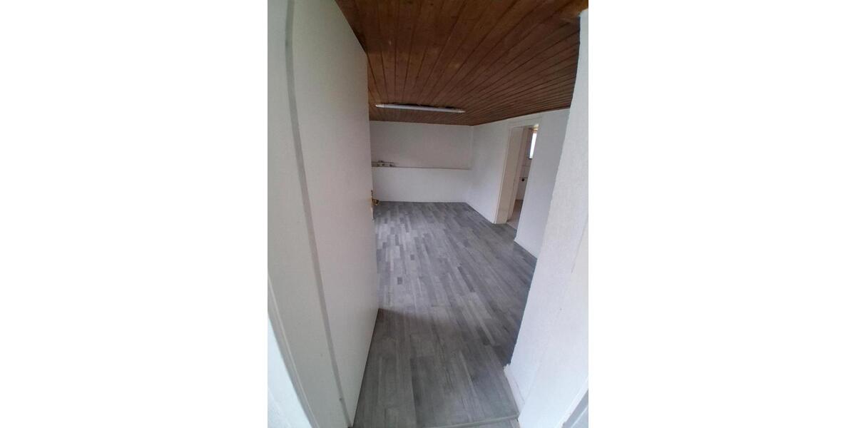 Erdgeschoßwohnung Balingen - 3 Zimmer, 85 m&sup2;, 950&euro; | Angebot:26150475